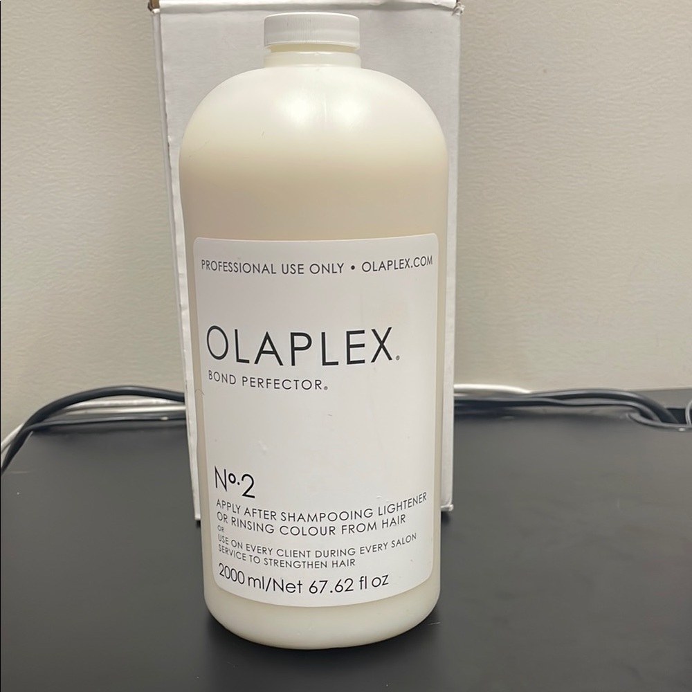 OLAPLEX No.2 Bond Perfector - White